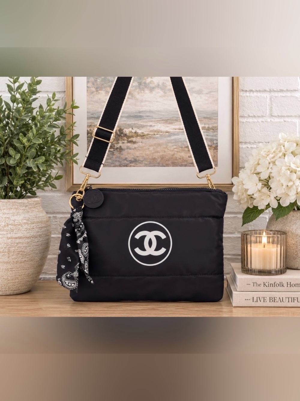 Chanel Cosmetic/Beauty Bag GWP item vip item nwot